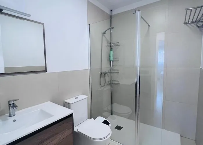 Vistas Korner Centr 阿德耶