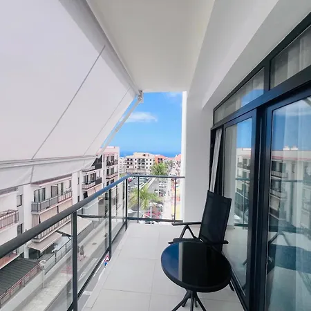 Vistas Korner Centr 公寓 *